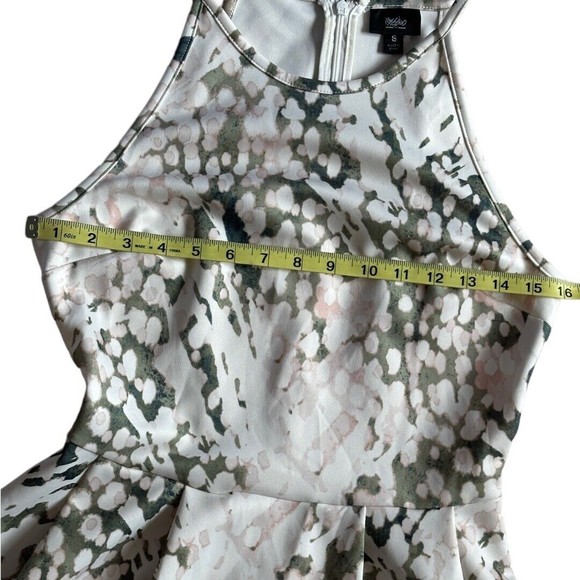 Mossimo sleeveless Green And Pink watercolor pattern skater dress sz small - Picture 5 of 7